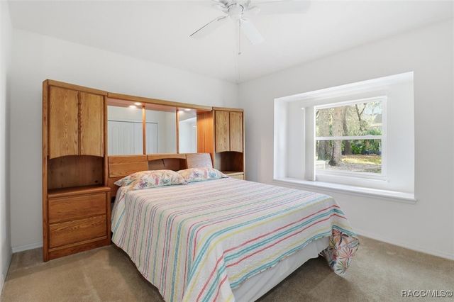 63 Greentree Street, Homosassa, FL 34446