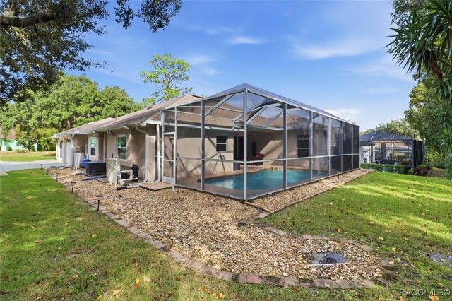 63 Greentree Street, Homosassa, FL 34446