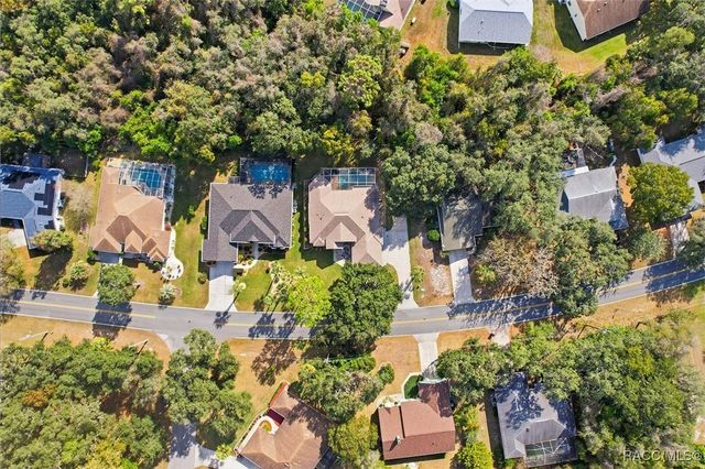 63 Greentree Street, Homosassa, FL 34446