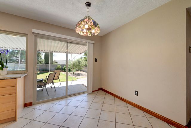 3804 MOUNT RAINIER Drive NE, Albuquerque, NM 87111