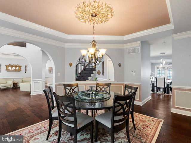 3805 WOODLAND DR, Newtown Square, PA 19073