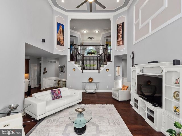 3805 WOODLAND DR, Newtown Square, PA 19073