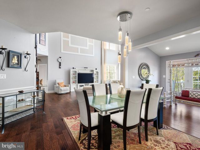 3805 WOODLAND DR, Newtown Square, PA 19073