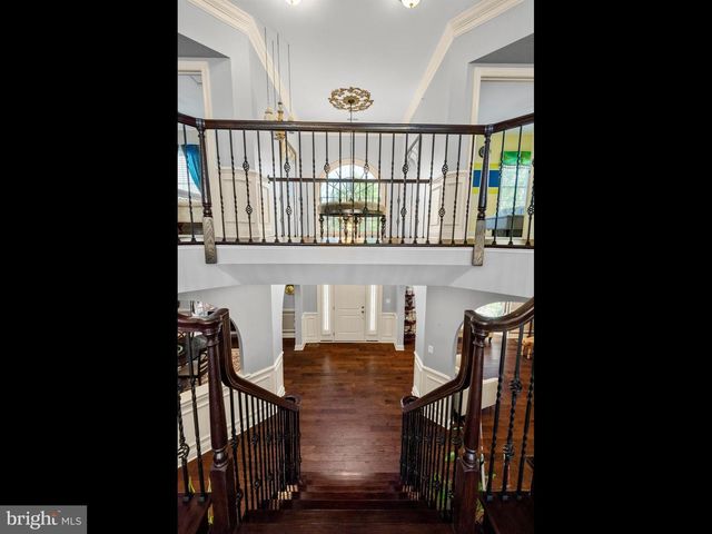 3805 WOODLAND DR, Newtown Square, PA 19073