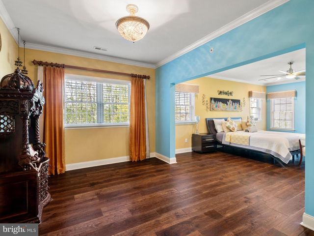 3805 WOODLAND DR, Newtown Square, PA 19073