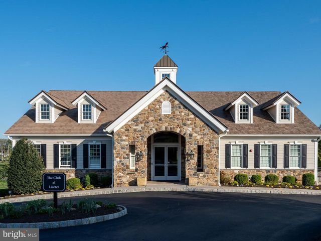 3805 WOODLAND DR, Newtown Square, PA 19073