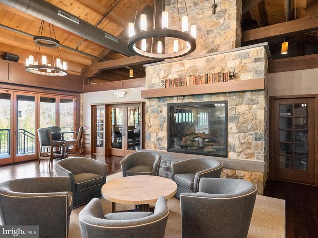 3805 WOODLAND DR, Newtown Square, PA 19073