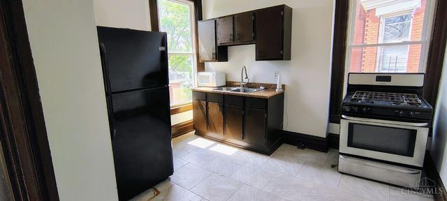 837 Hutchins Avenue, Cincinnati, OH 45229