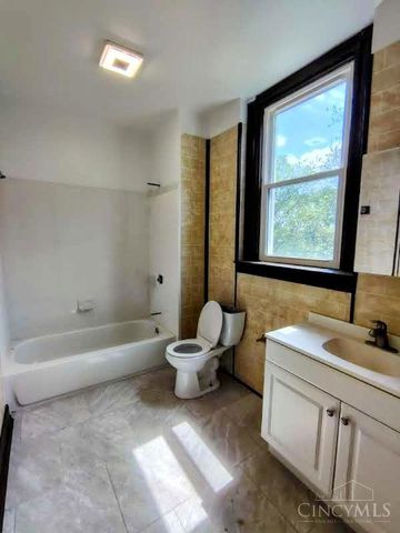 837 Hutchins Avenue, Cincinnati, OH 45229