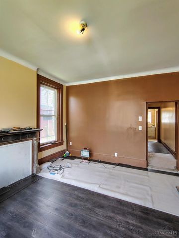 837 Hutchins Avenue, Cincinnati, OH 45229