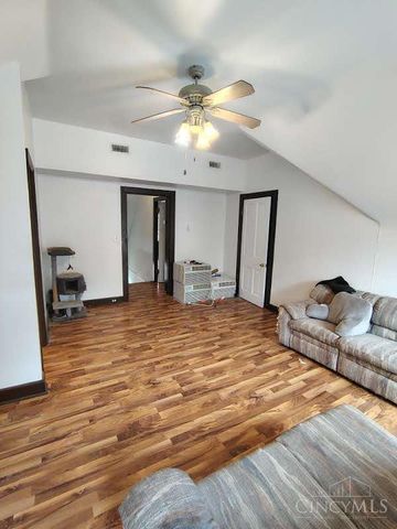 837 Hutchins Avenue, Cincinnati, OH 45229