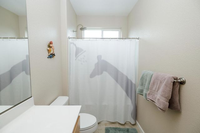 1521 Deborah Cir, Escalon, CA 95320