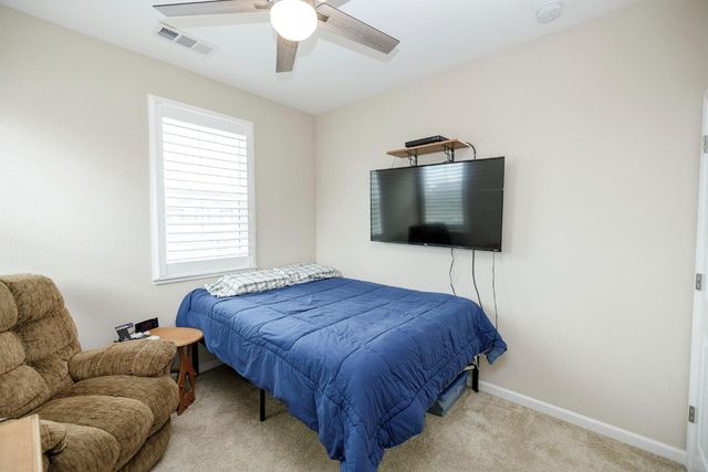 1521 Deborah Cir, Escalon, CA 95320