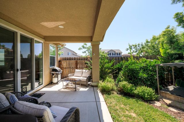 1521 Deborah Cir, Escalon, CA 95320