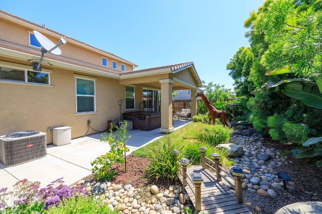 1521 Deborah Cir, Escalon, CA 95320