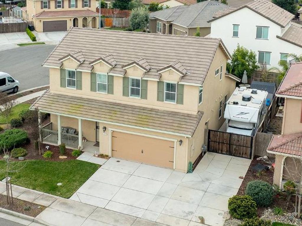 1521 Deborah Cir, Escalon, CA 95320