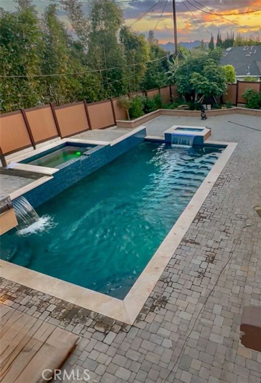 954 Rosemount, Glendale, CA 91207