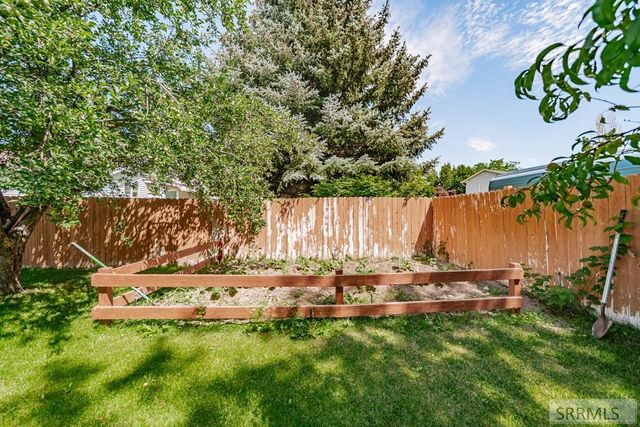 1163 Lowell Drive, Idaho Falls, ID 83402