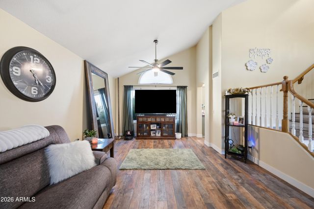 7231 E FAIRVIEW Avenue, Mesa, AZ 85208