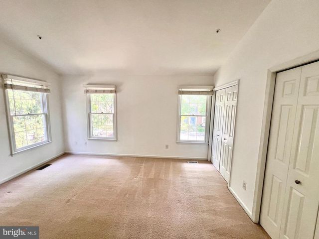 8527 FOUNTAIN VALLEY DR, Montgomery Village, MD 20886