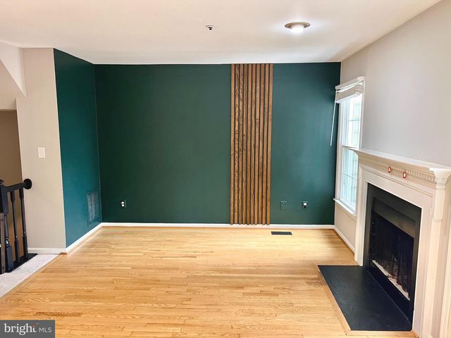 8527 FOUNTAIN VALLEY DR, Montgomery Village, MD 20886