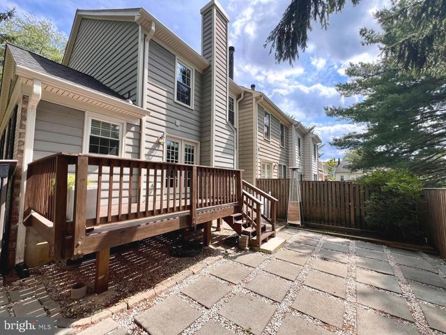 8527 FOUNTAIN VALLEY DR, Montgomery Village, MD 20886