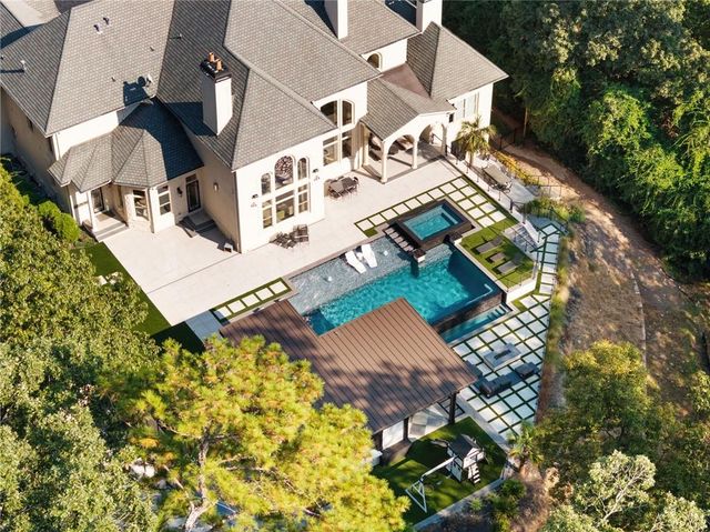 4870 Northside Drive, Sandy Springs, GA 30327