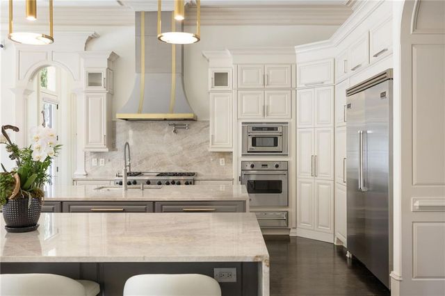4870 Northside Drive, Sandy Springs, GA 30327