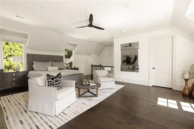4870 Northside Drive, Sandy Springs, GA 30327