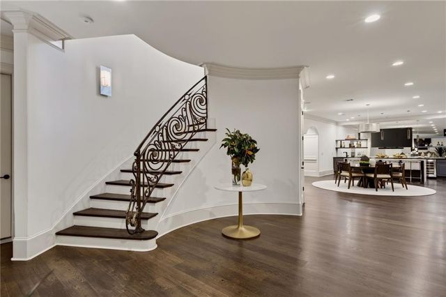 4870 Northside Drive, Sandy Springs, GA 30327