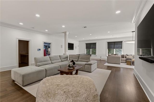 4870 Northside Drive, Sandy Springs, GA 30327