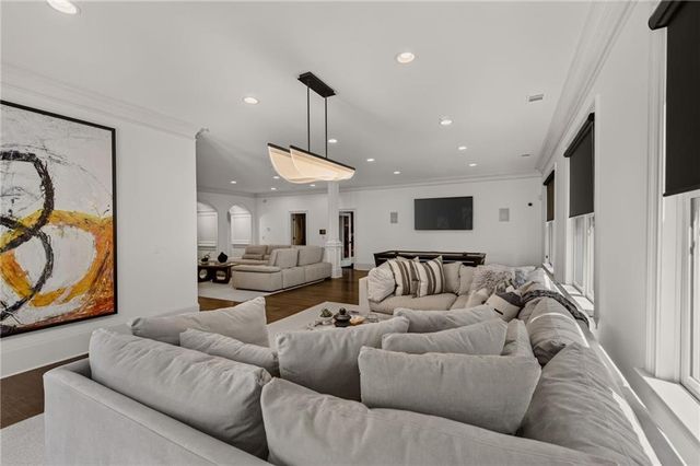 4870 Northside Drive, Sandy Springs, GA 30327