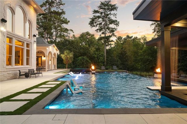 4870 Northside Drive, Sandy Springs, GA 30327