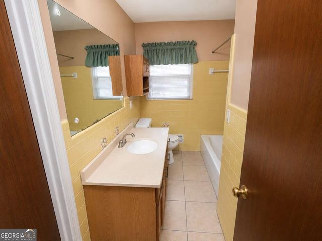 3790 Snapfinger Road, Lithonia, GA 30038