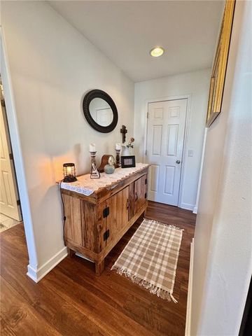 960 E Market Street, Warrensburg, MO 64093