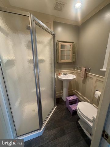 335 FOREST AVE, Willow Grove, PA 19090