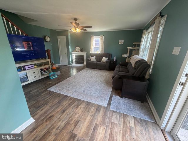 335 FOREST AVE, Willow Grove, PA 19090