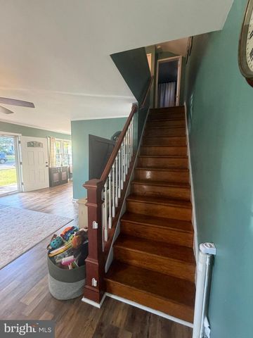 335 FOREST AVE, Willow Grove, PA 19090