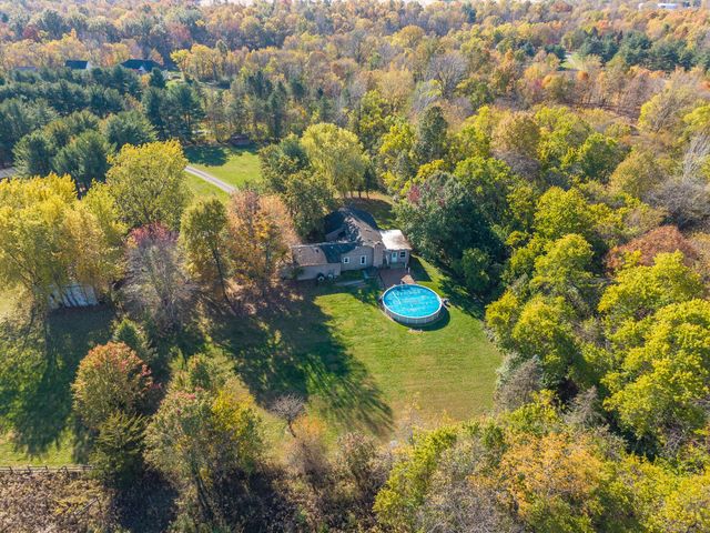 1400 S Galena Road, Galena, OH 43021