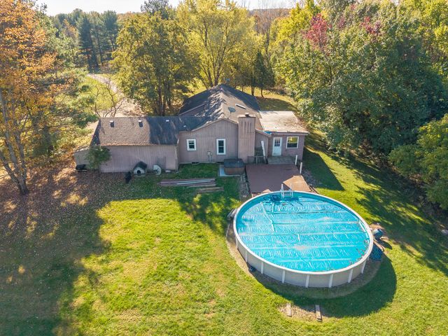 1400 S Galena Road, Galena, OH 43021