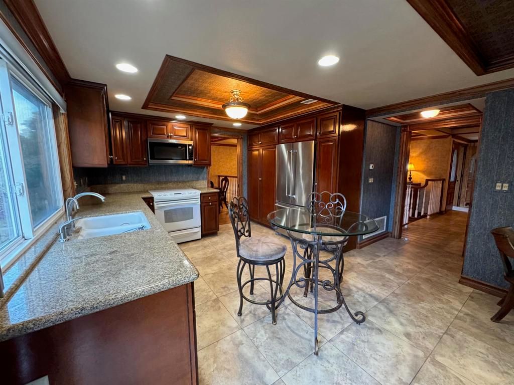 Image 22 of property listing at 13545 CARAVEL Place, Cerritos, CA 90703