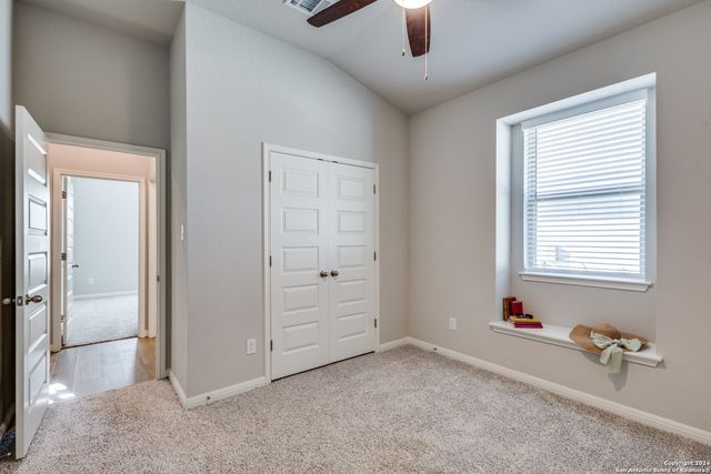 9543 Witten Dr, San Antonio, TX 78254