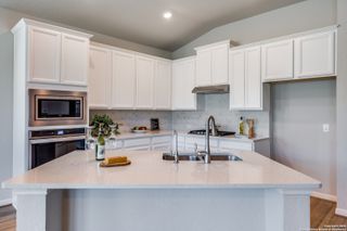 9543 Witten Dr, San Antonio, TX 78254