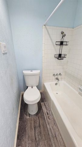 5506 Willow Circle, Fort Worth, TX 76112