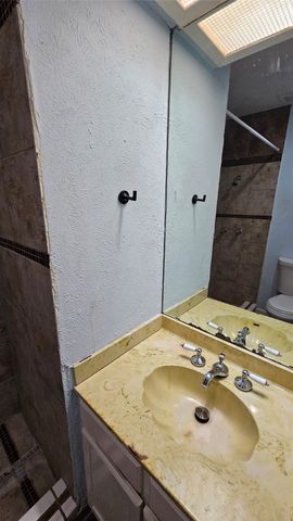 5506 Willow Circle, Fort Worth, TX 76112