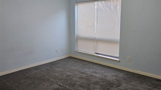 5506 Willow Circle, Fort Worth, TX 76112