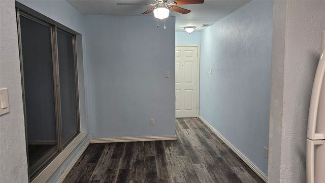 5506 Willow Circle, Fort Worth, TX 76112