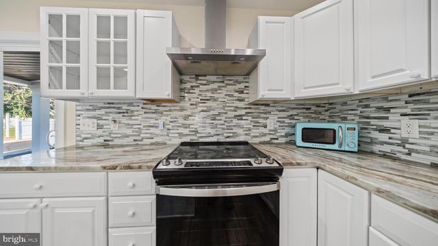 301 E CHESTNUT ST, Delmar, MD 21875