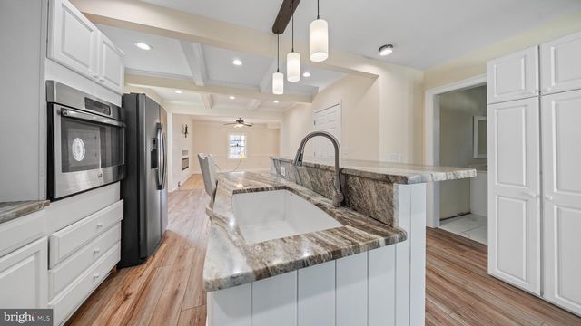 301 E CHESTNUT ST, Delmar, MD 21875