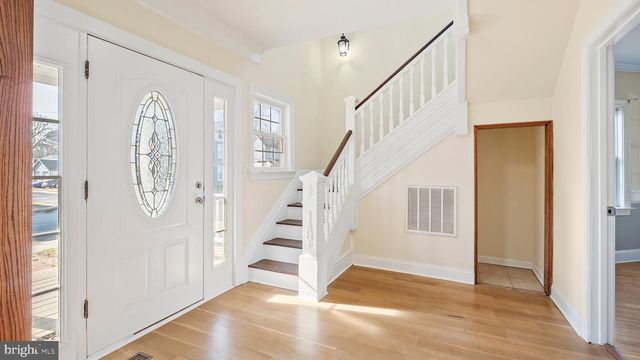 301 E CHESTNUT ST, Delmar, MD 21875